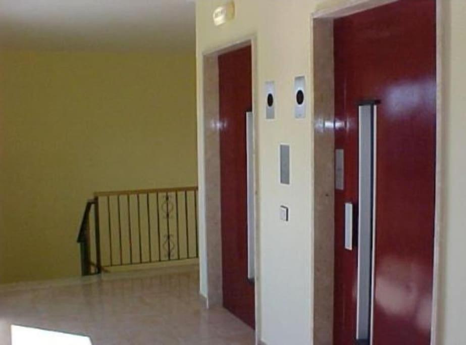 Mini-Apartament Centric A ปลาตจาดาโร ภายนอก รูปภาพ